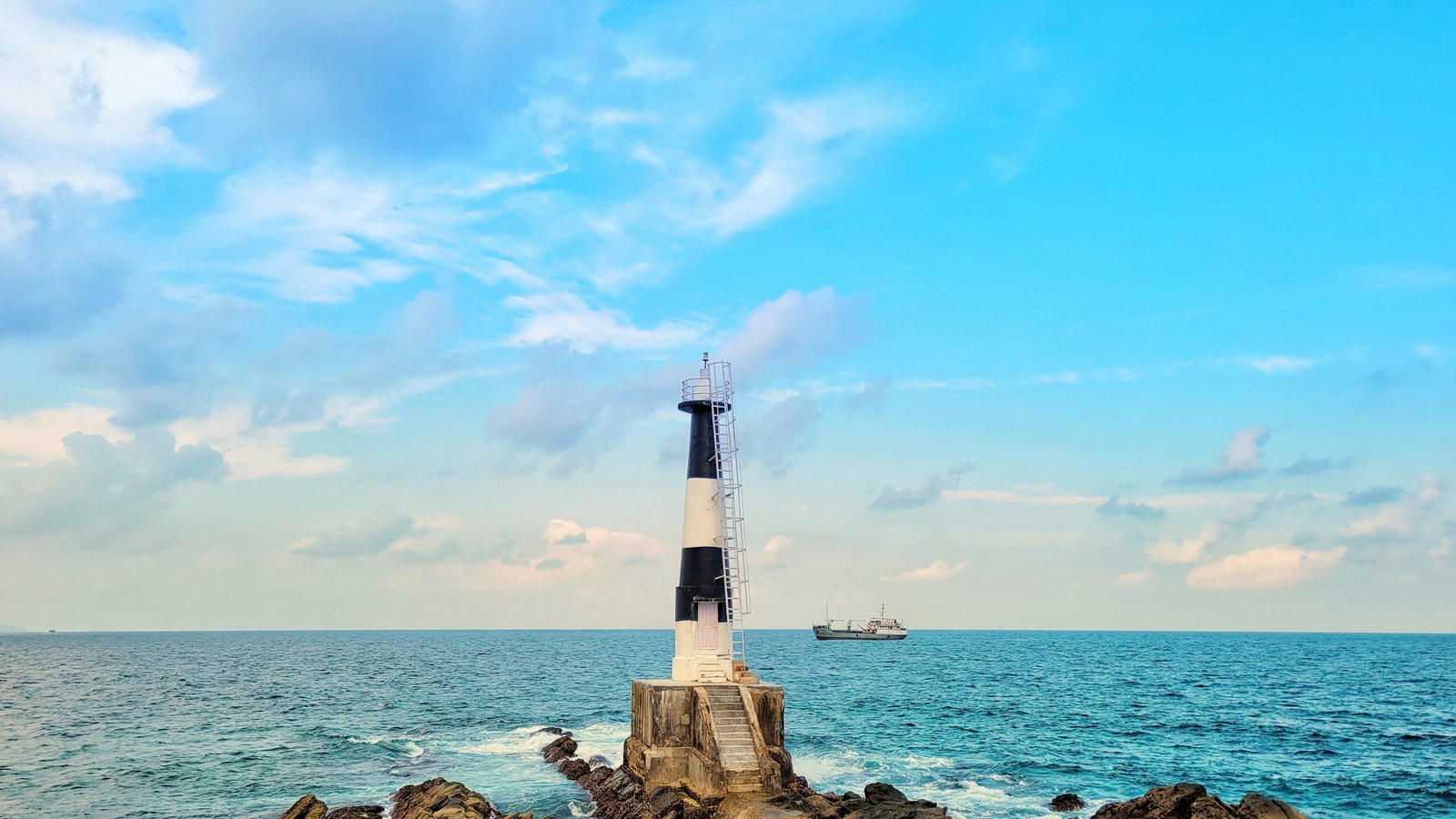 Netaji Subhas Island and North Bay photo 1