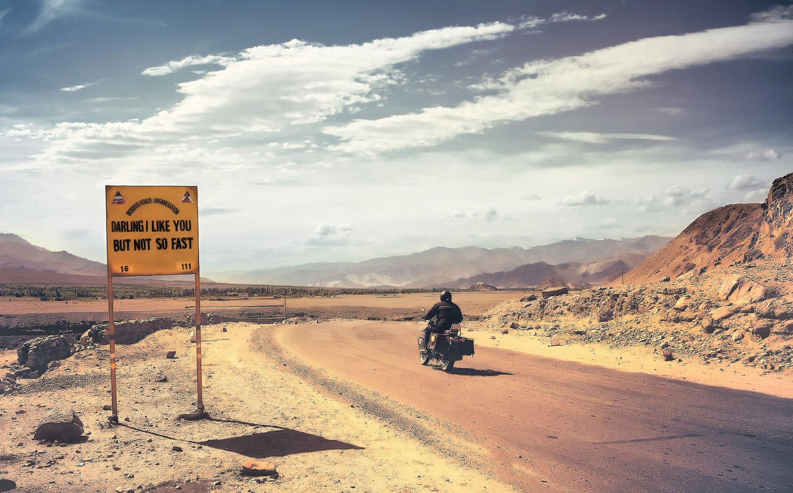 Classic Ladakh Circuit | 6 Nights 7 Days