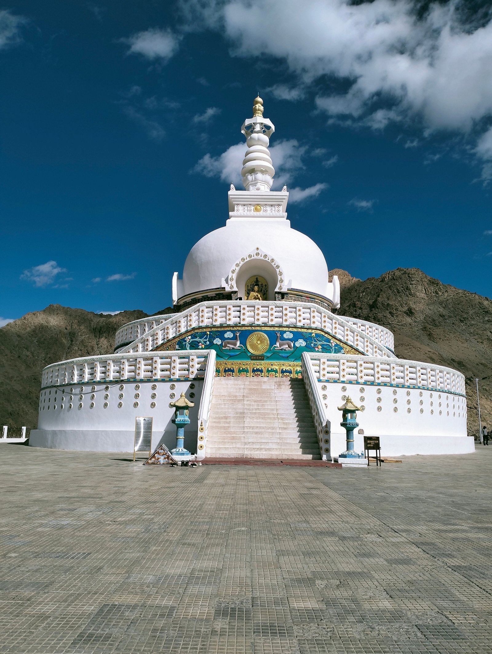 Pangong Tso to Leh photo 2