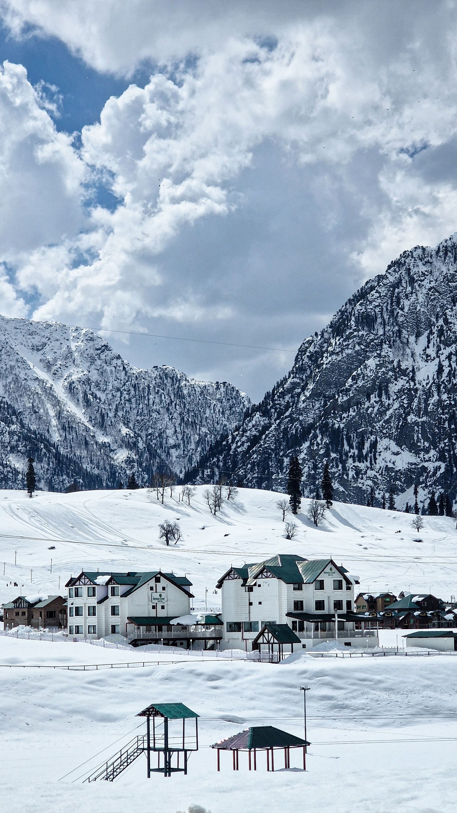Srinagar to Pahalgam