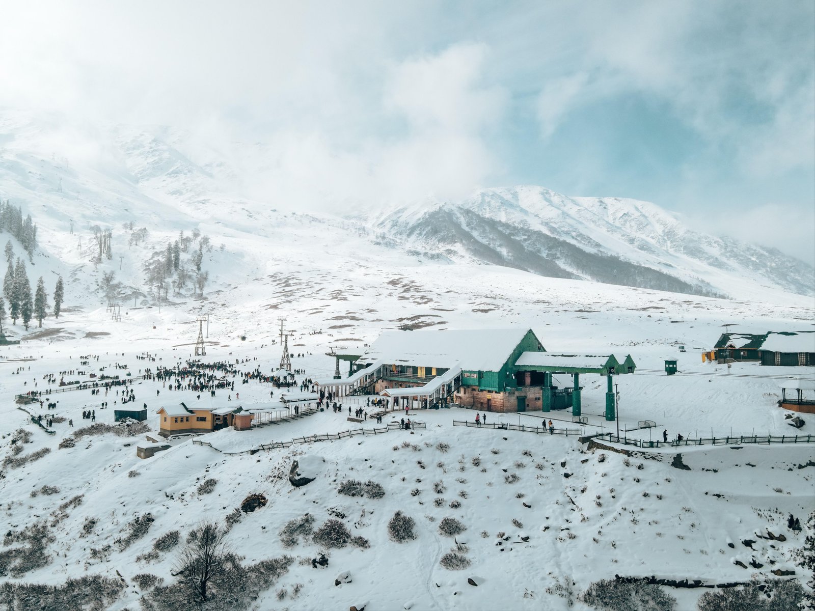 Manali Family Snow Holiday | 4 Nights 5 Days