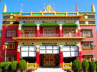 Day 2: Bir Monasteries and Cafés