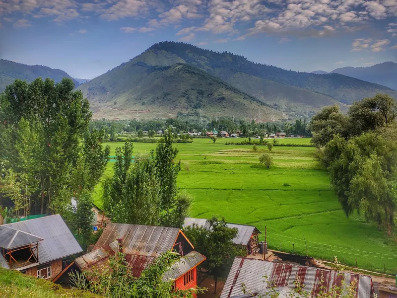 Grand Kashmir with Houseboat Stay | 7 Nights 8 Days