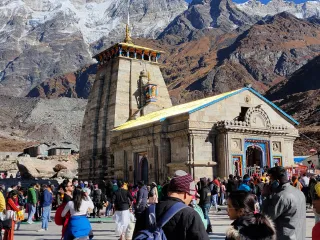 Day 3: Kedarnath Darshan and Descent