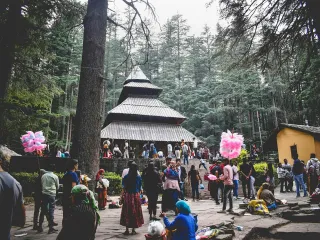Day 6: Manali Local, Volvo to Delhi