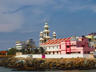 Day 9: Rameswaram Sightseeing and Drive to Kovalam