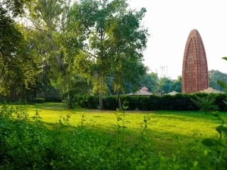Day 1: Arrive Amritsar